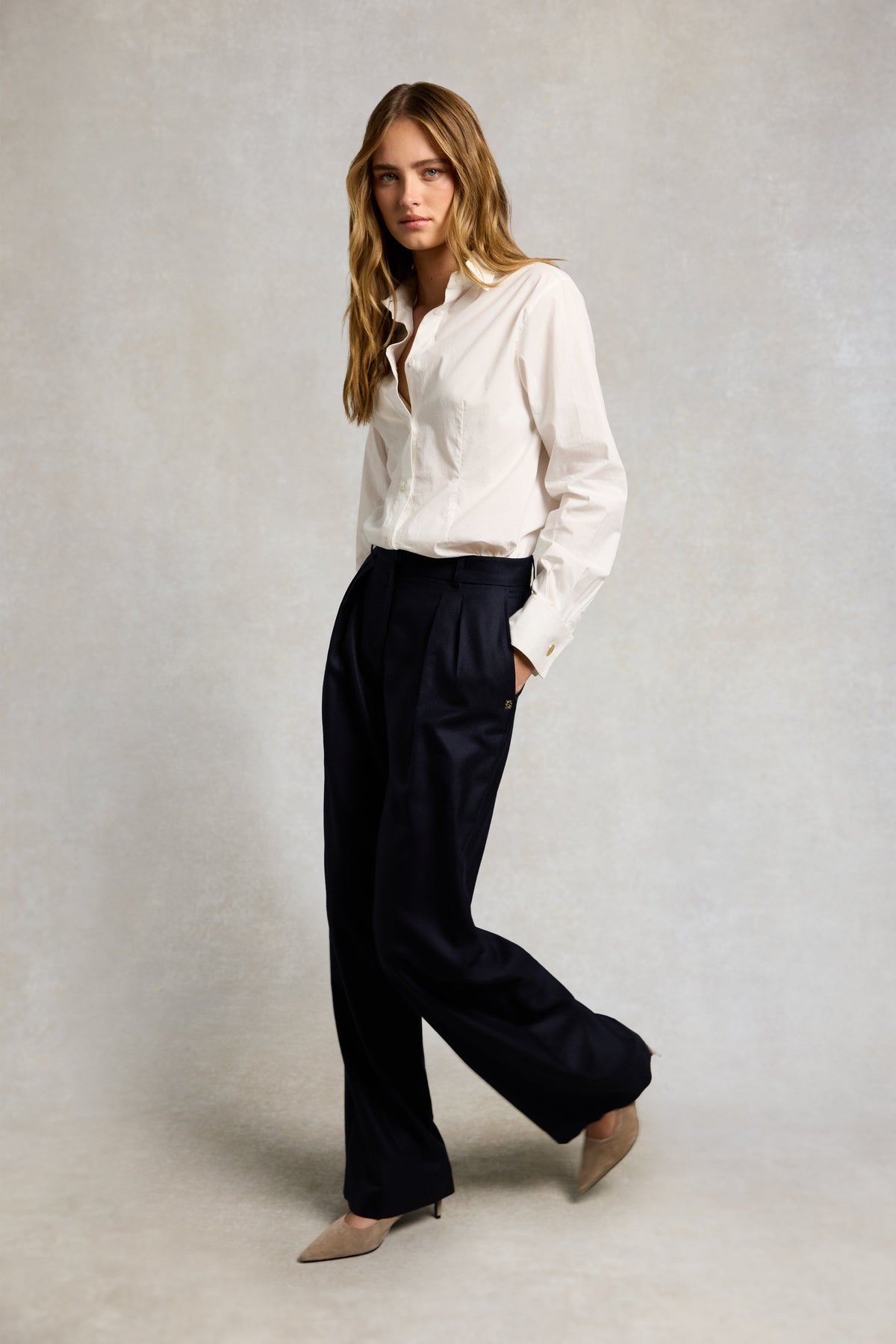 Shoreditch Pleated Trouser (Ink Navy Twill)