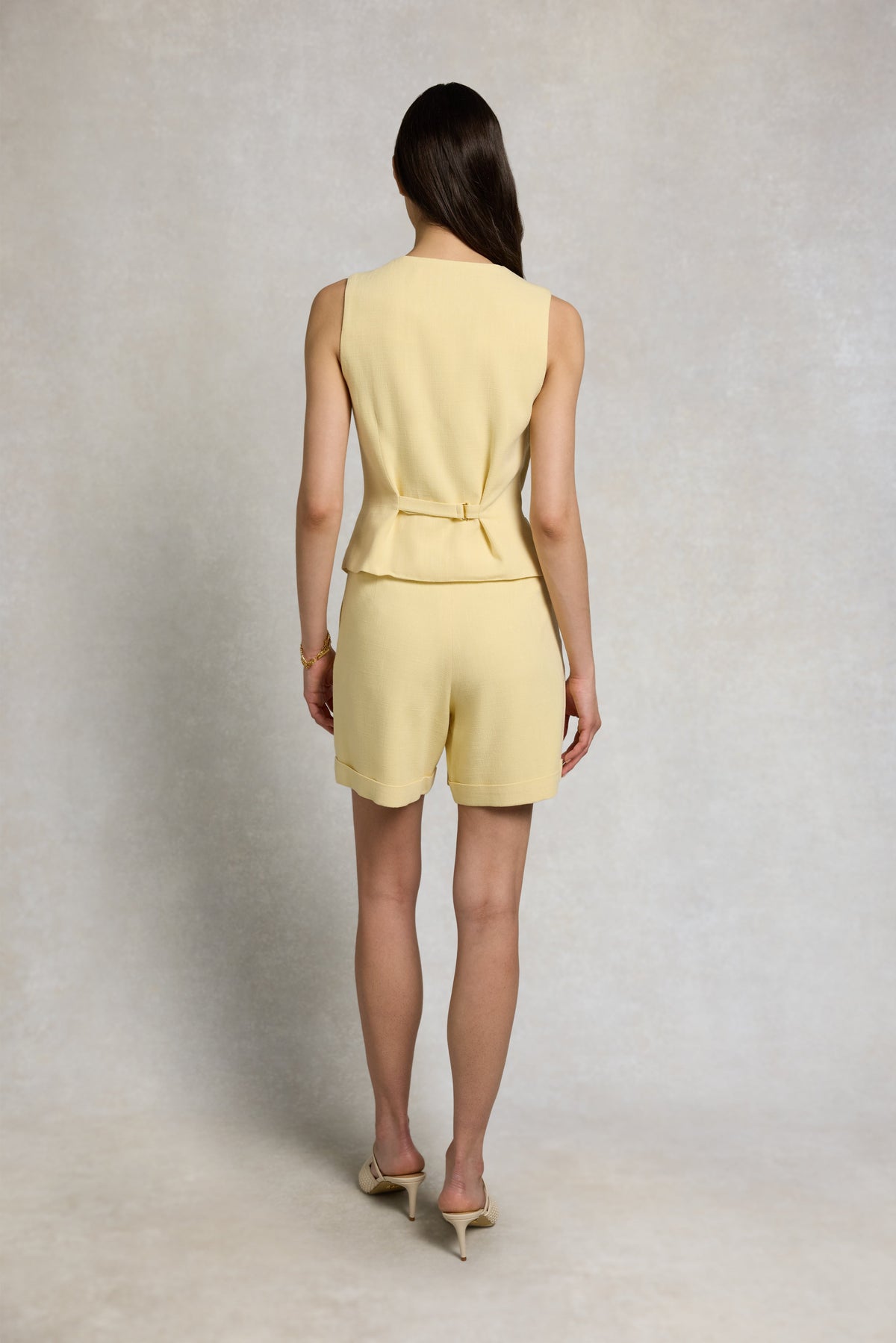 Tailored Short (Lemon Linen)