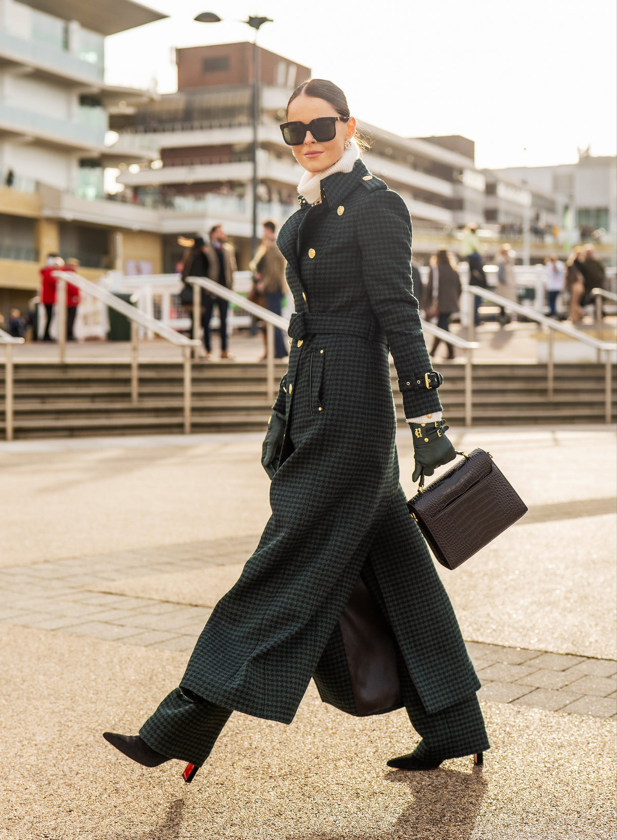 Jade's Emerald Houndstooth Look