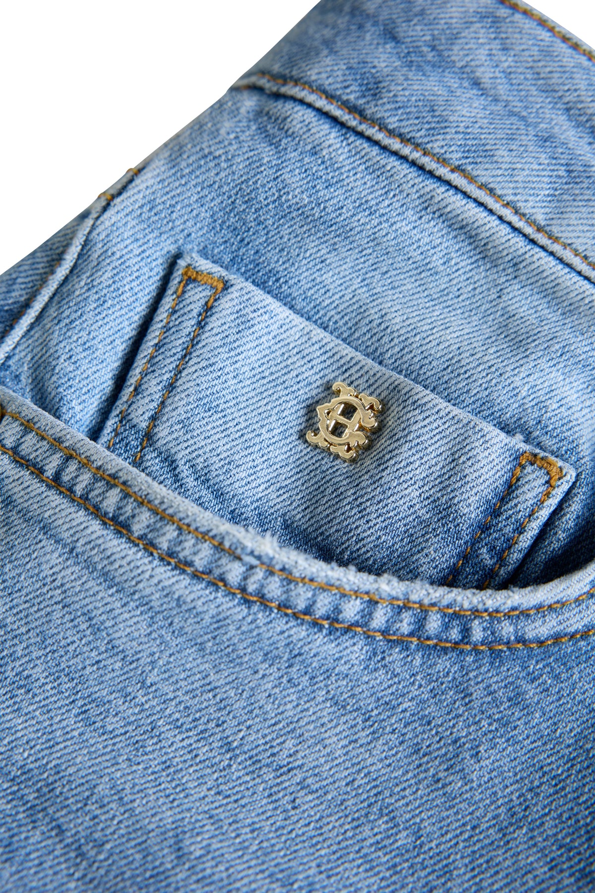 Mid Rise Straight Cropped Jean (Vintage Denim)