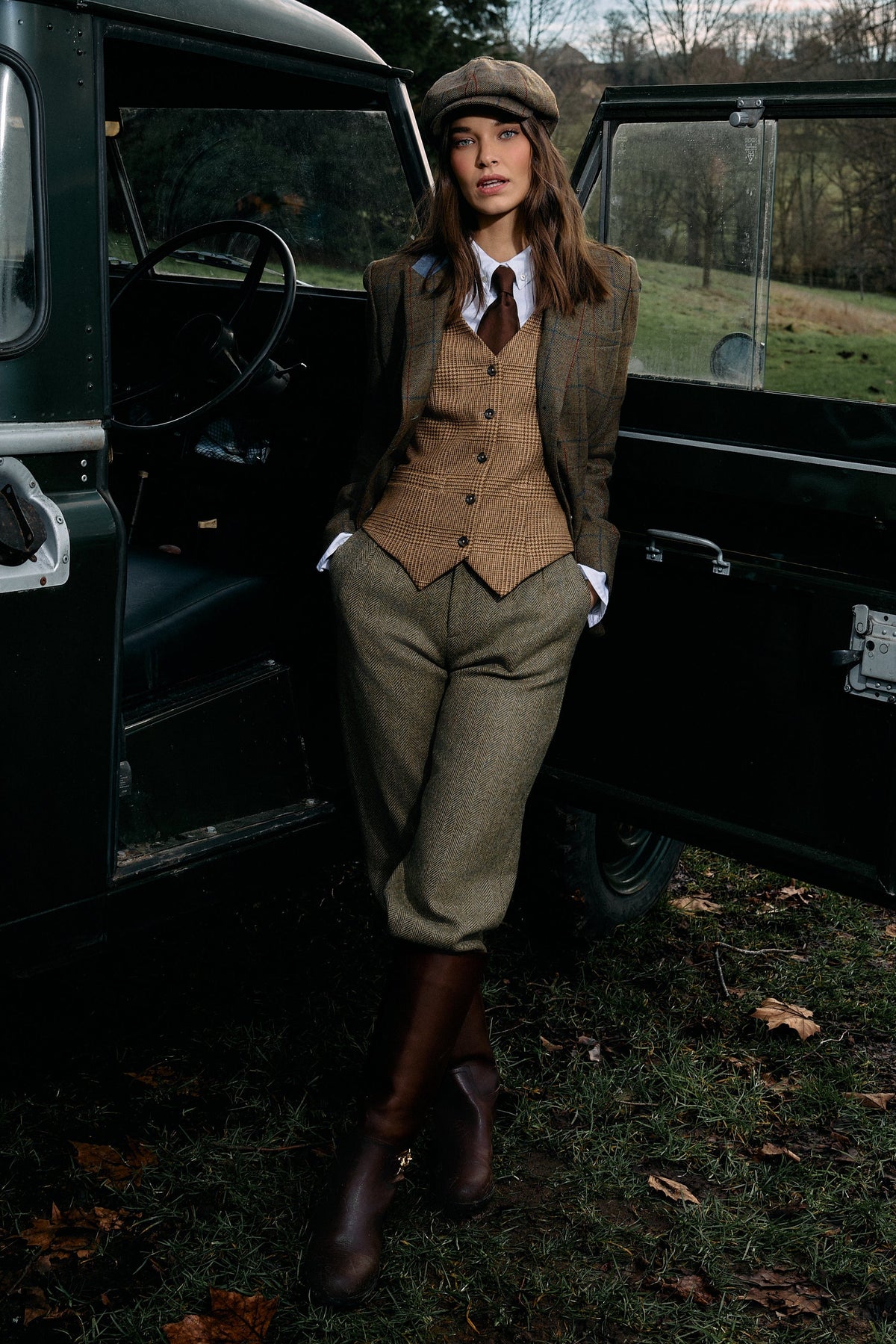 Hampton Waistcoat (Tawny)