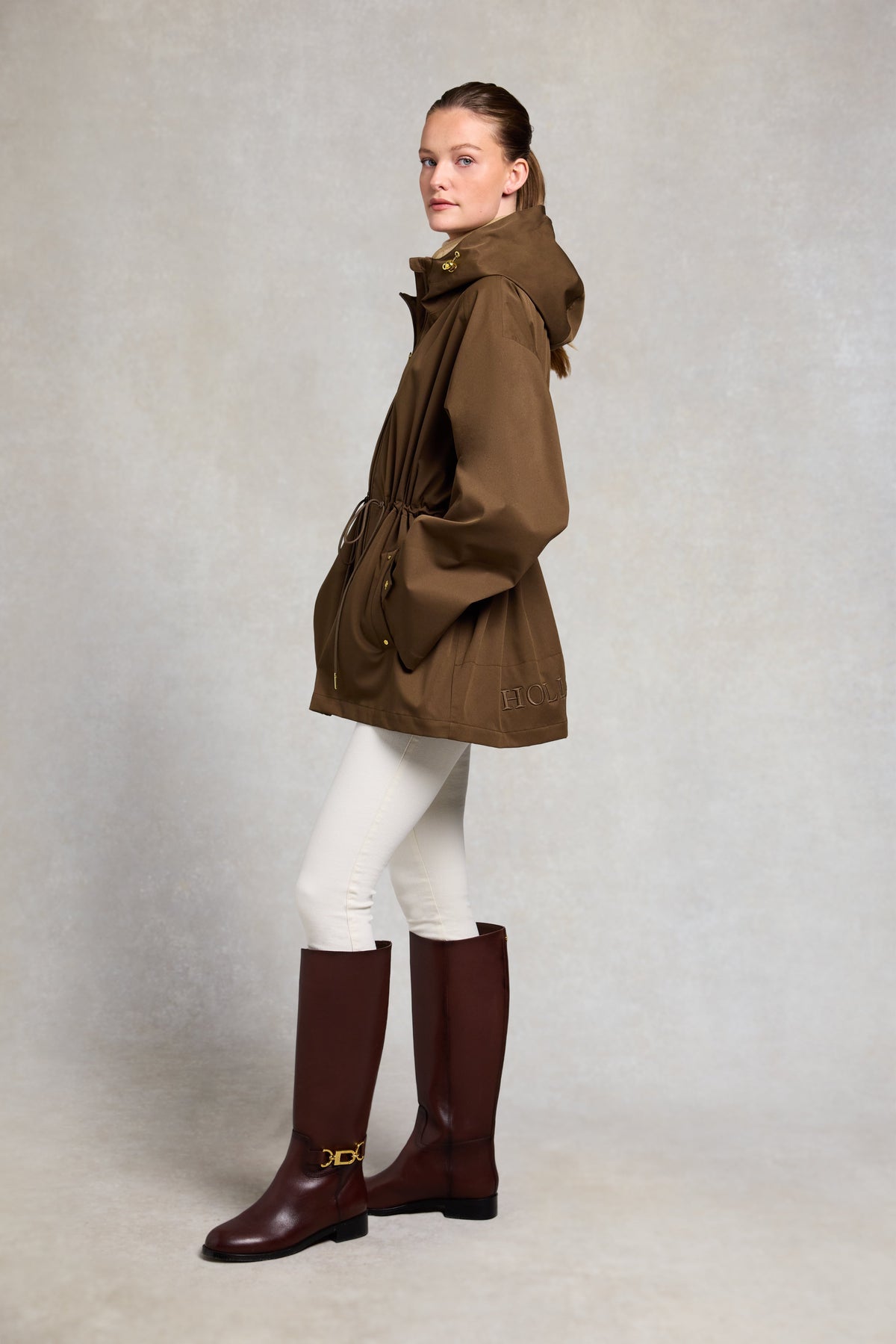 One-Size Lightweight Waterproof Parka (Chestnut)