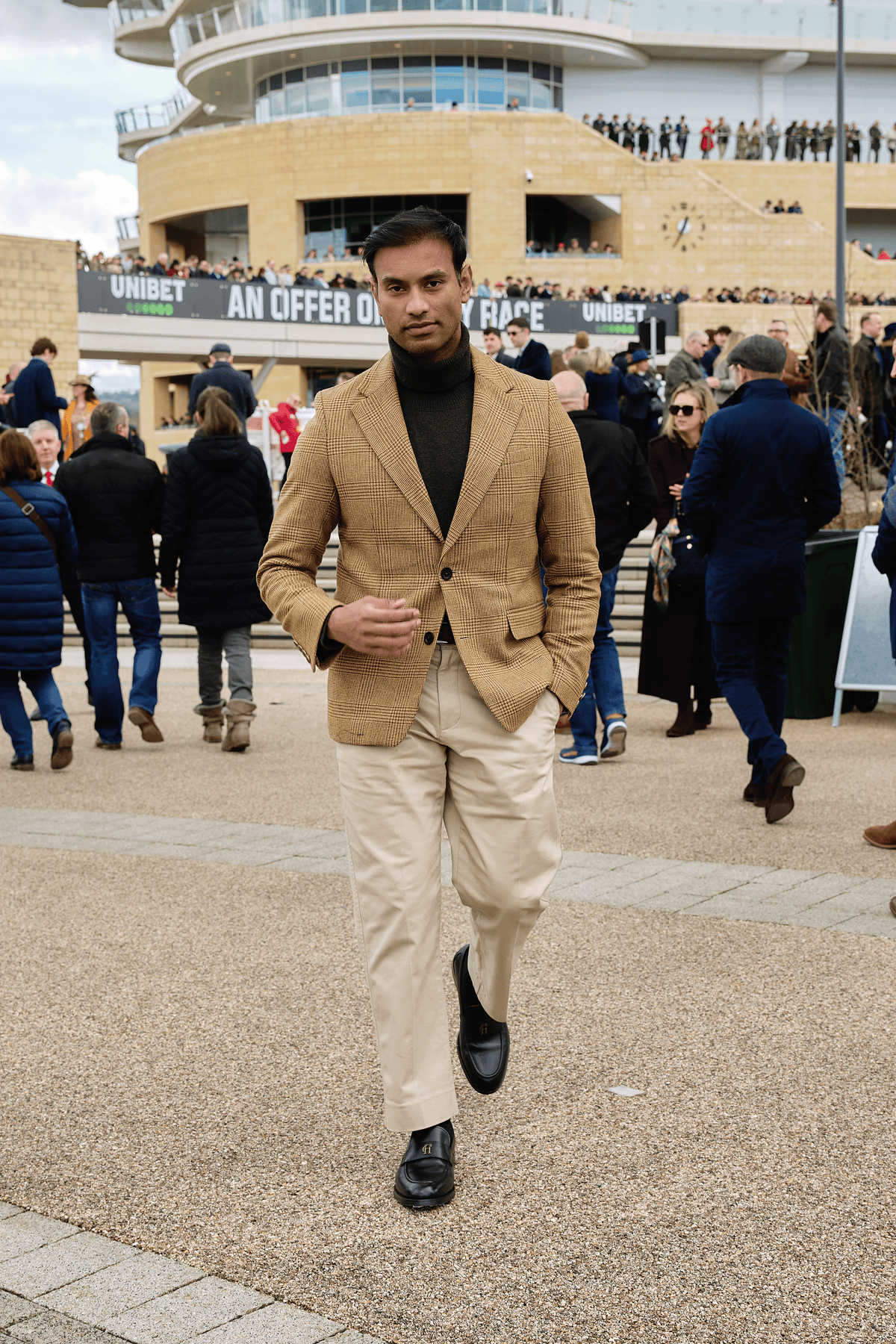 Ramzan Miah's Cheltenham Look (Tawny)