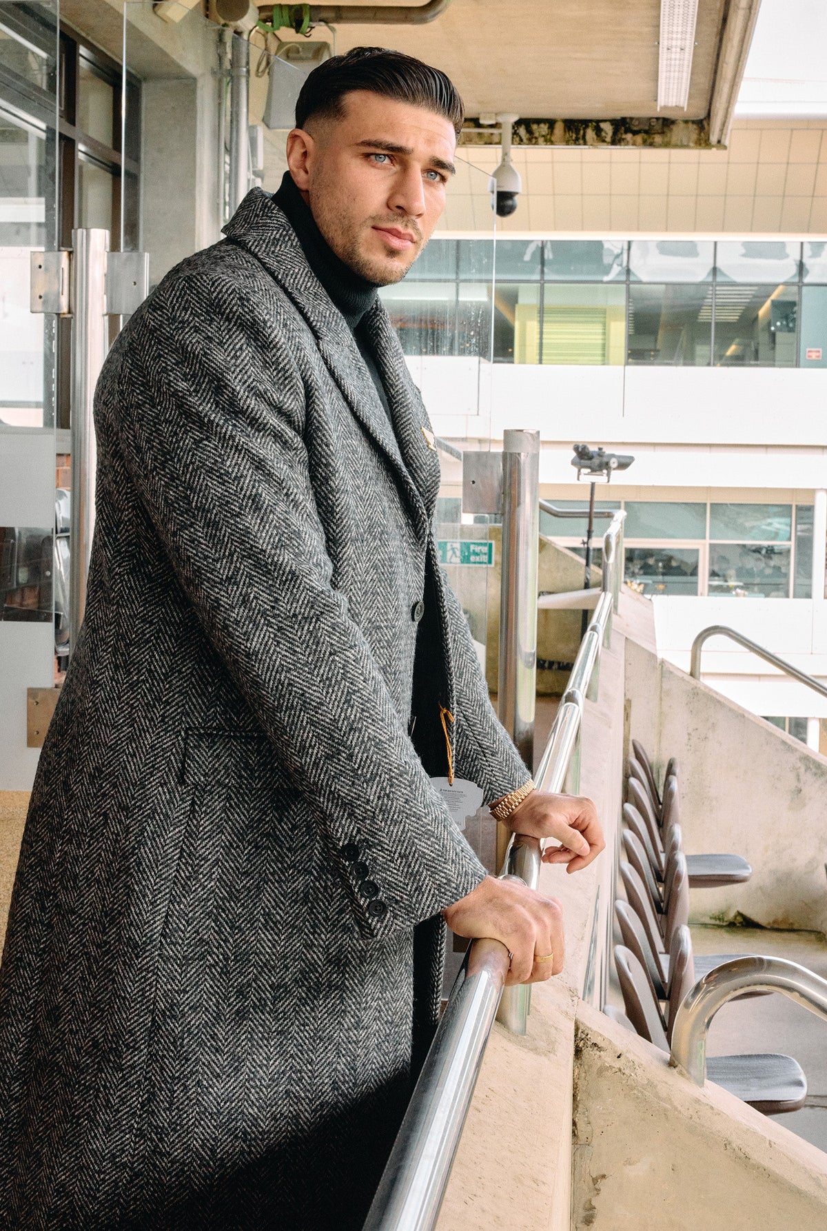Tommy Fury's Cheltenham Look (Ebony Herringbone)