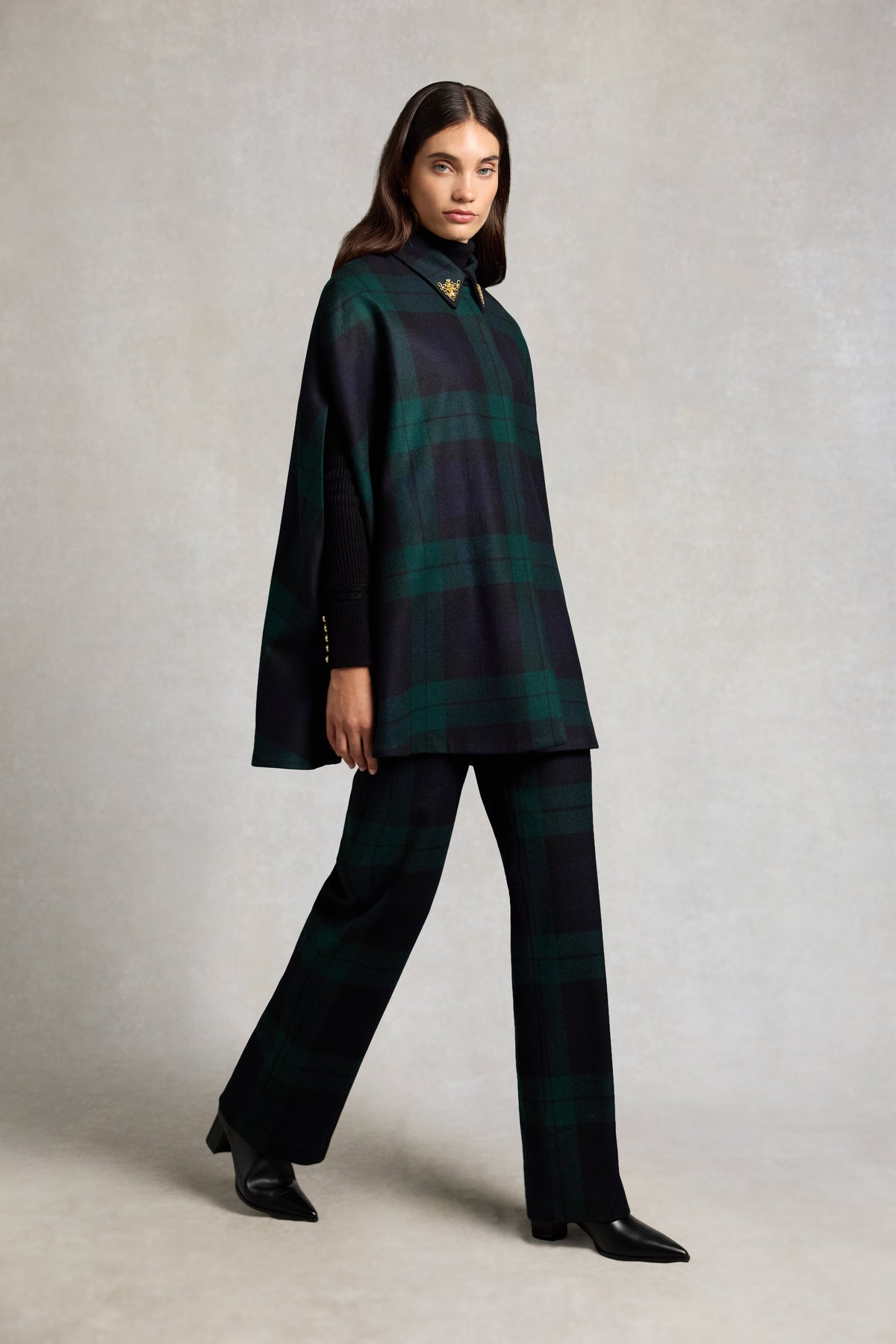 Knightsbridge Cape (Blackwatch)