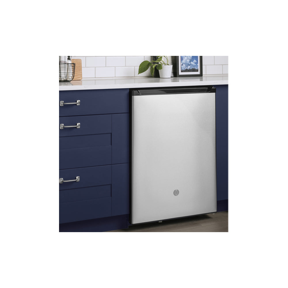 5.6 Cu-Ft Compact Refrigerator - Stainless Steel