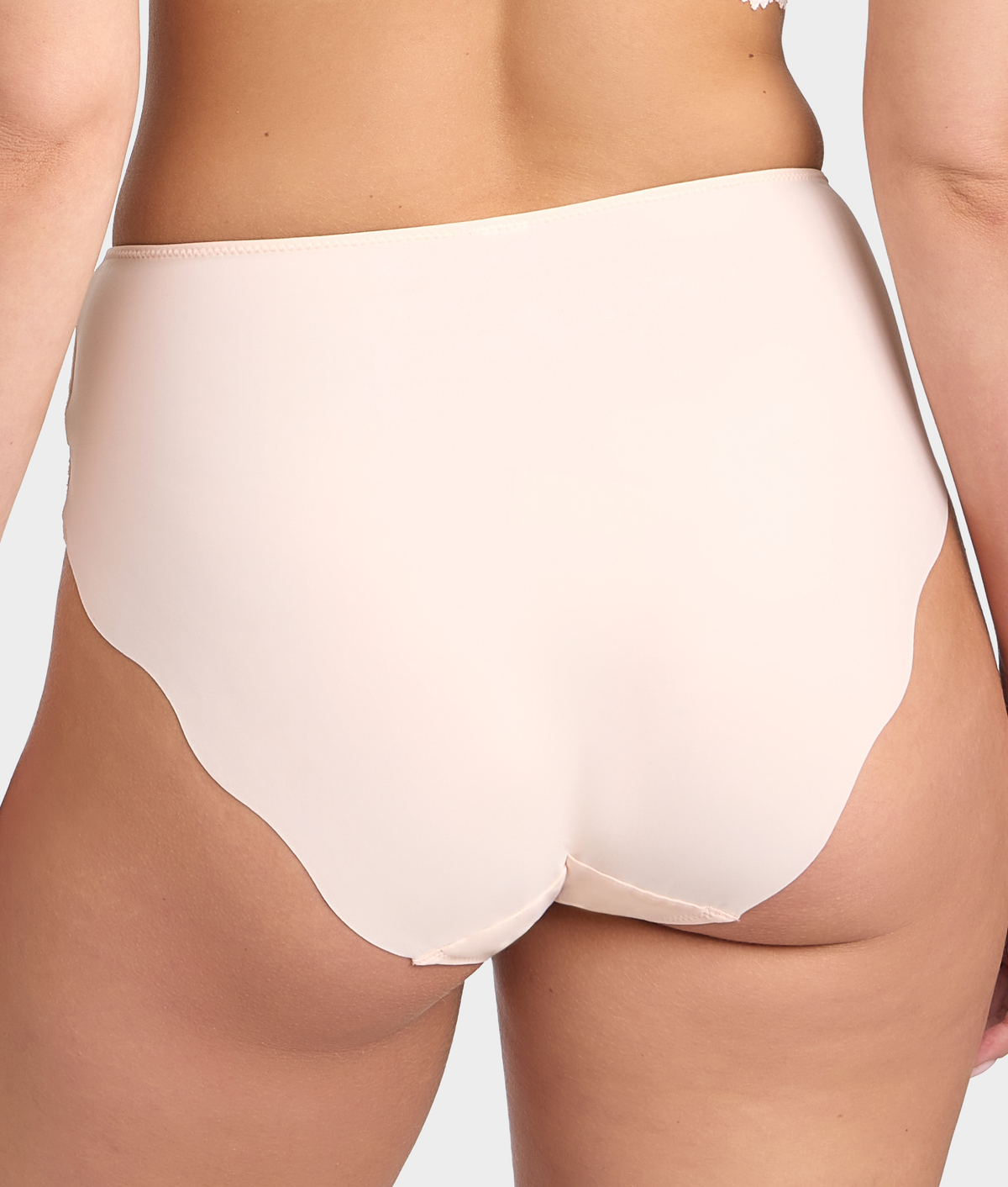 Cesile Full Brief